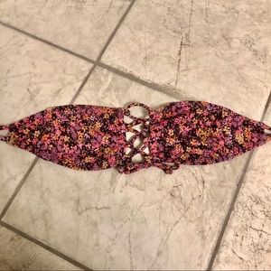 Frankie’s bikinis floral strapless top